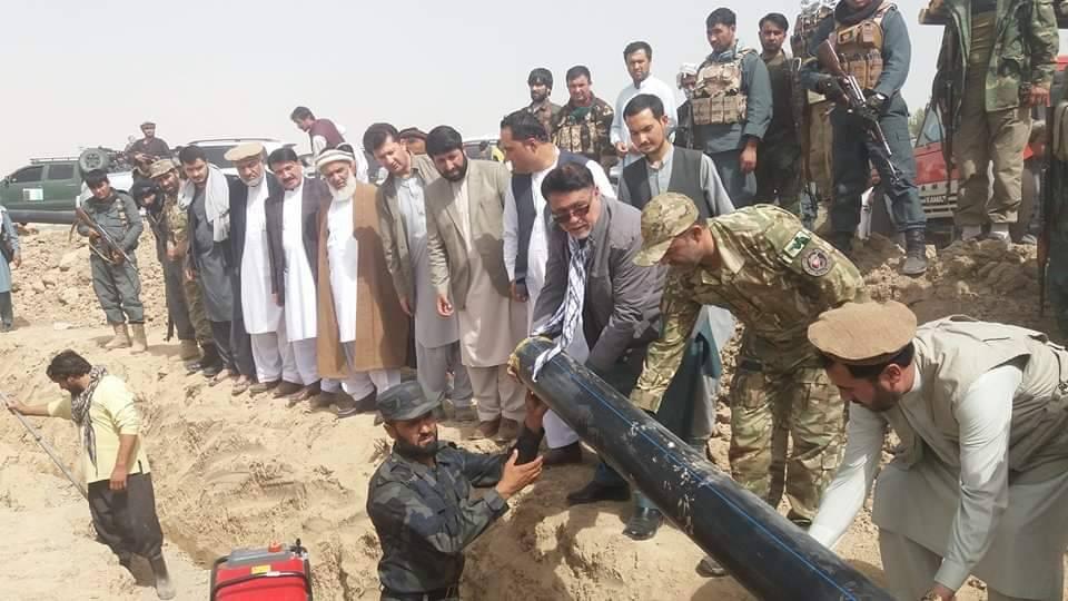 تخار