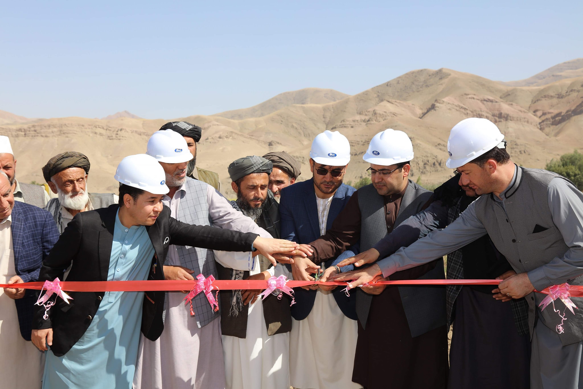 آغاز کار ساخت ۶ کیلومتر کانال آبیاری به ارزش ۳۰ میلیون افغانی در تخار