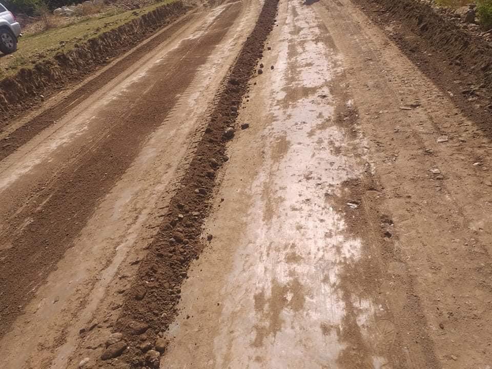 جریان کار ساخت ۲.۶۱ کیلومتر سرک به ارزش ۲۷ میلیون افغانی در کاپیسا