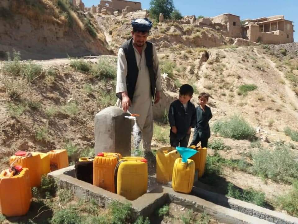 تکمیل کار ساخت یک شبکهی آبرسانی به ارزش ۱۰ میلیون افغانی در سرپل