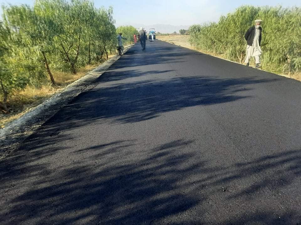 په خوست کې د ۱۲.۹۴ کیلومتره سړک د پخولو کار بشپړ شو