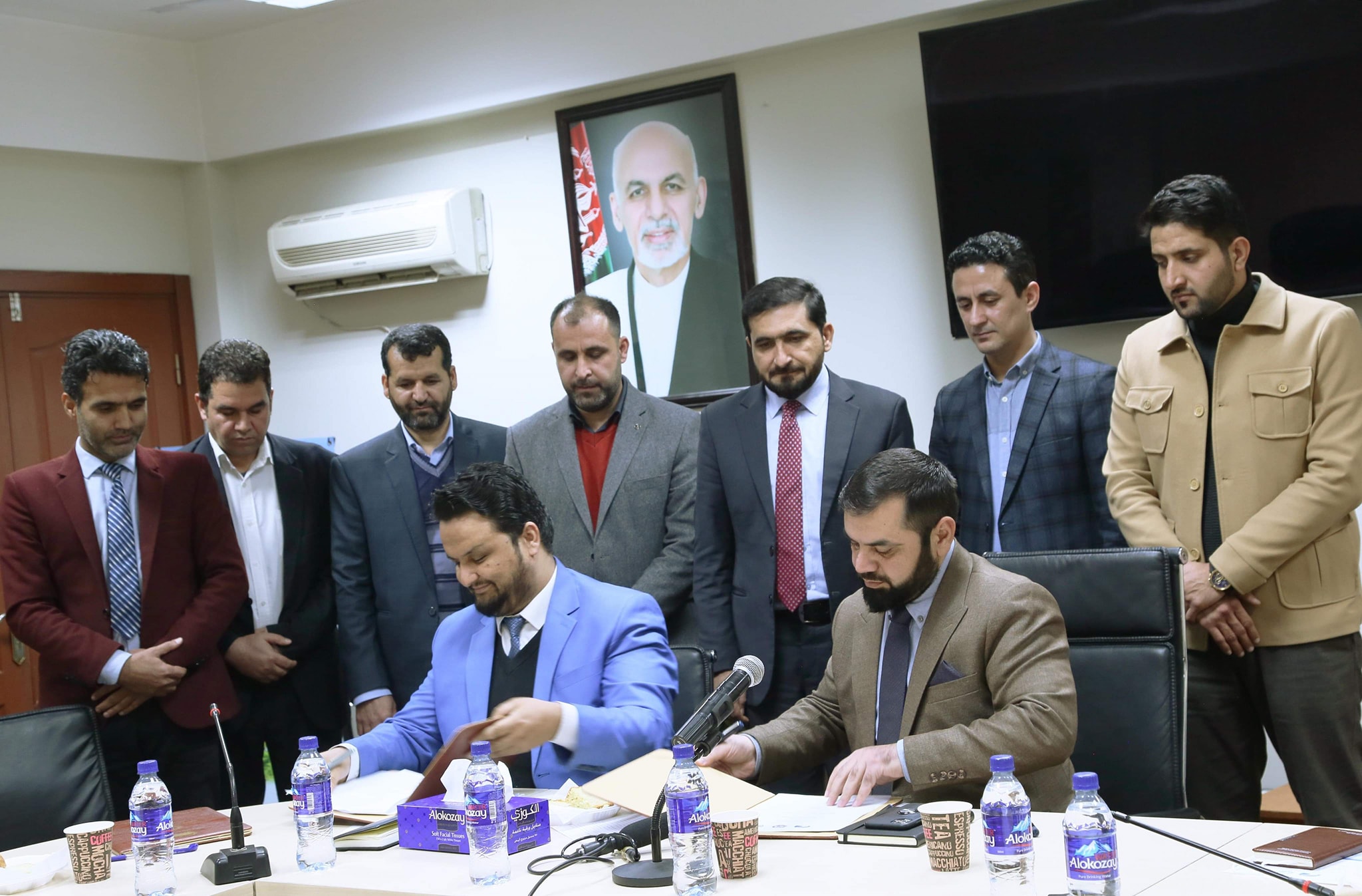 د کلیو بیا رغونې او پراختیا وزارت د انسټیټیوټ، لیتاکا او تلپاتې انرژۍ پروګرامونو تر منځ د همکارۍ هوکړه لیکونه لاسلیک شول