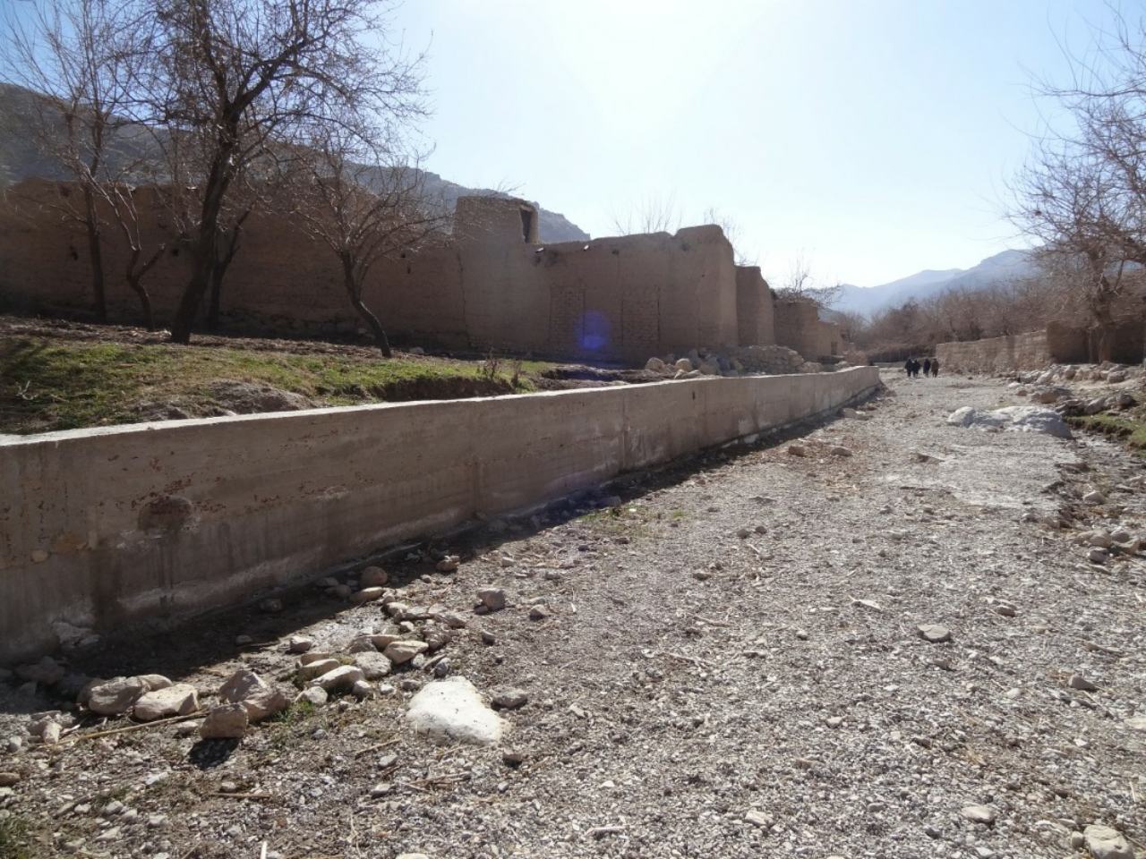 A 327_ meter protective wall construction project worth 1,8 million AFN completed in oruzgan province