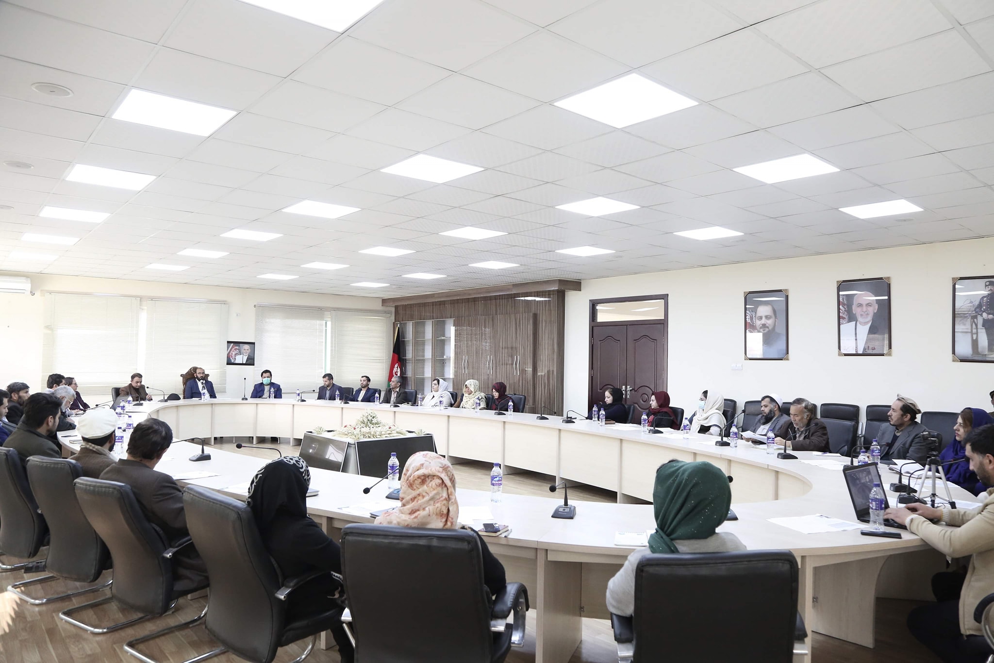 برگزاری هشت‌مین سمینار چهارشنبه علمی تحت عنوان «امنیت غذایی و تاثیر آن بر توسعه دهات» 