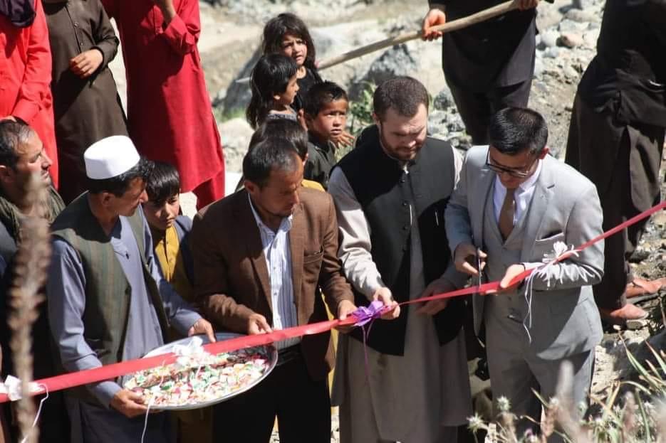 په بدخشان کې د ۲.۶ میلیونه افغانیو په ارزښت د اوبو رسولو د یوې شبکې جوړولو کار پیل شو