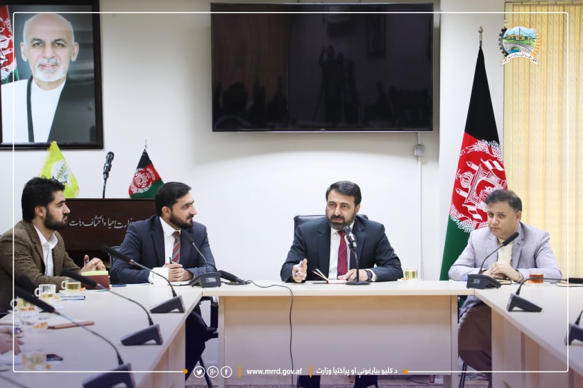 دیدار وزیر جدید وزارت احیا و انکشاف دهات با معینان، رییسان و کارمندان این وزارت